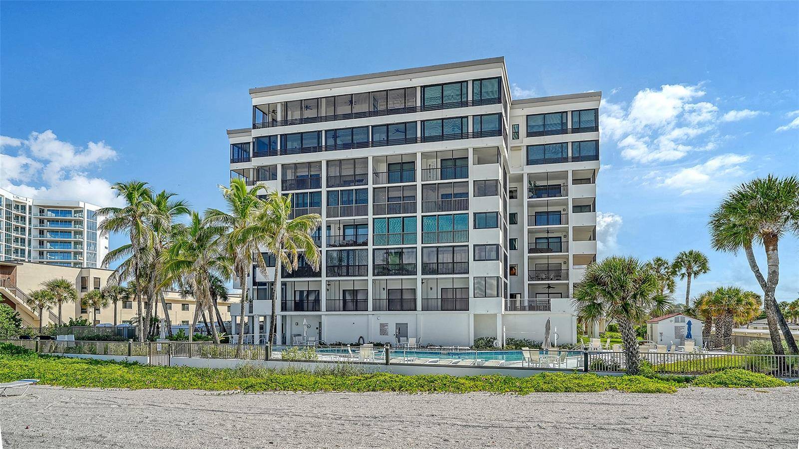 1100 BENJAMIN FRANKLIN DR #204, Sarasota, FL 34236