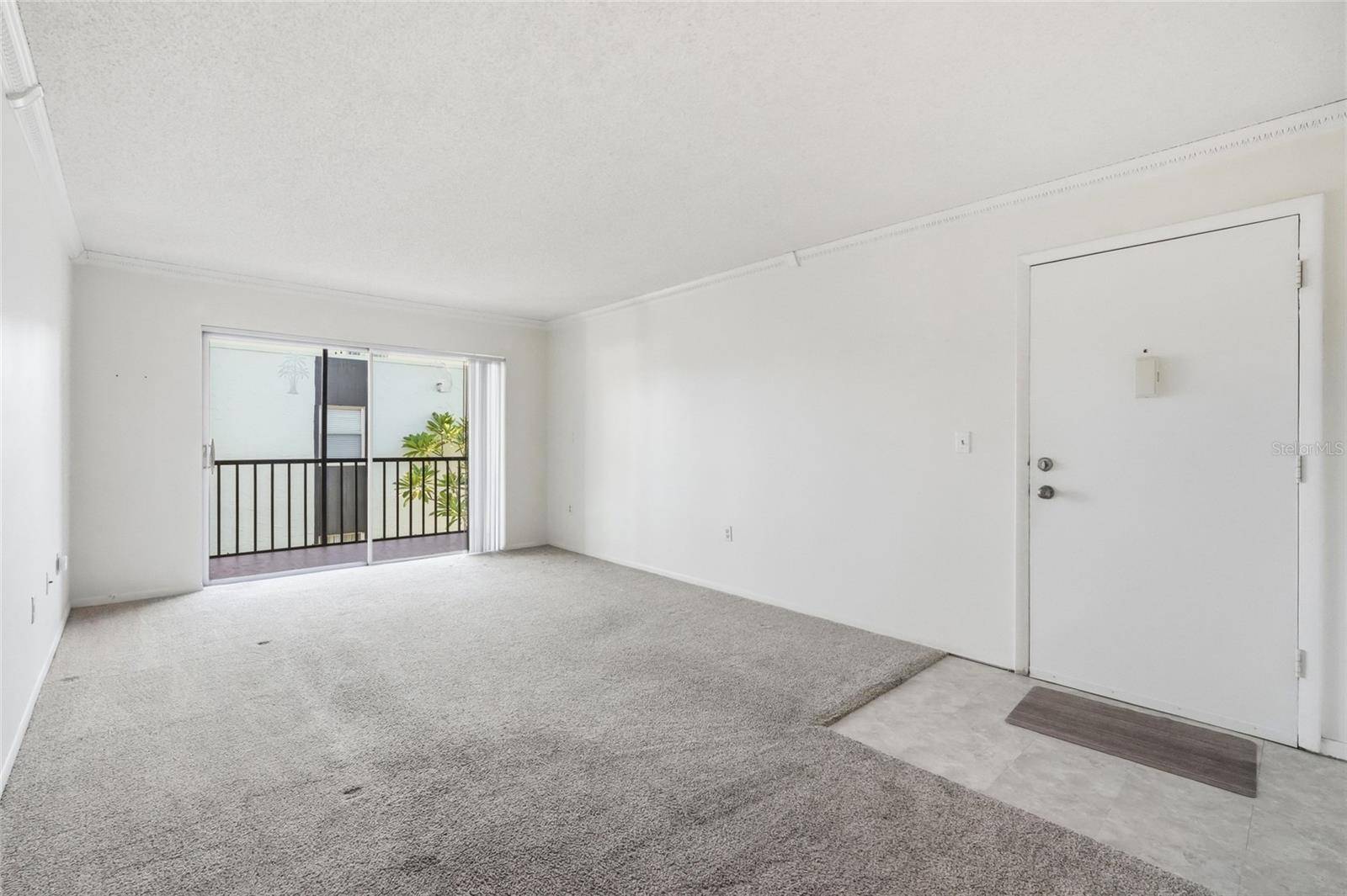 3267 BENEVA RD #203, Sarasota, FL 34232