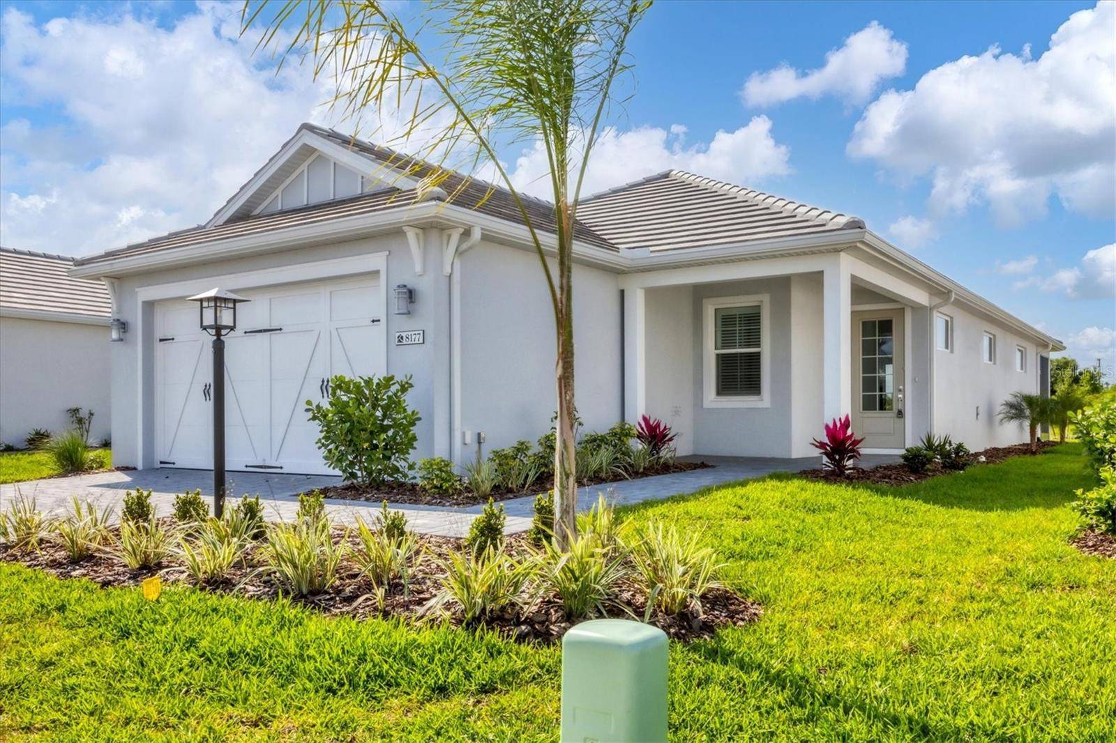 8177 STERNWAY RD, Sarasota, FL 34240