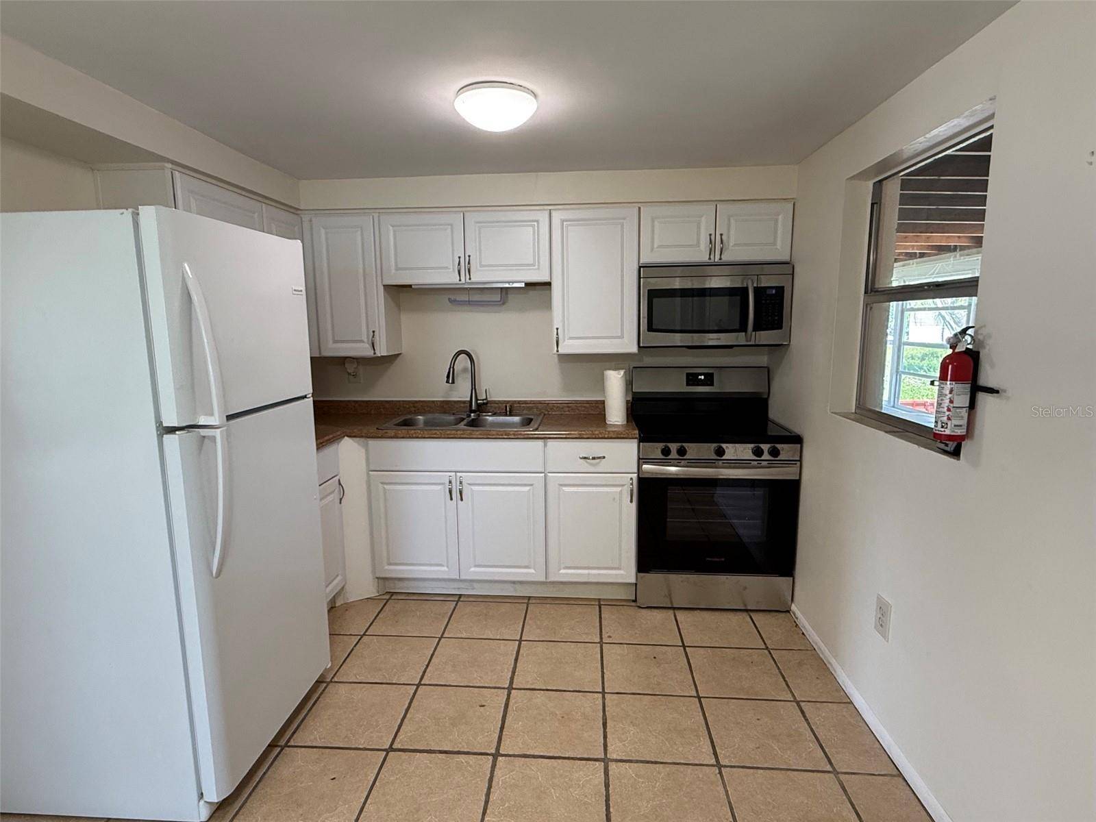 5405 RIVERSIDE DR, Punta Gorda, FL 33982