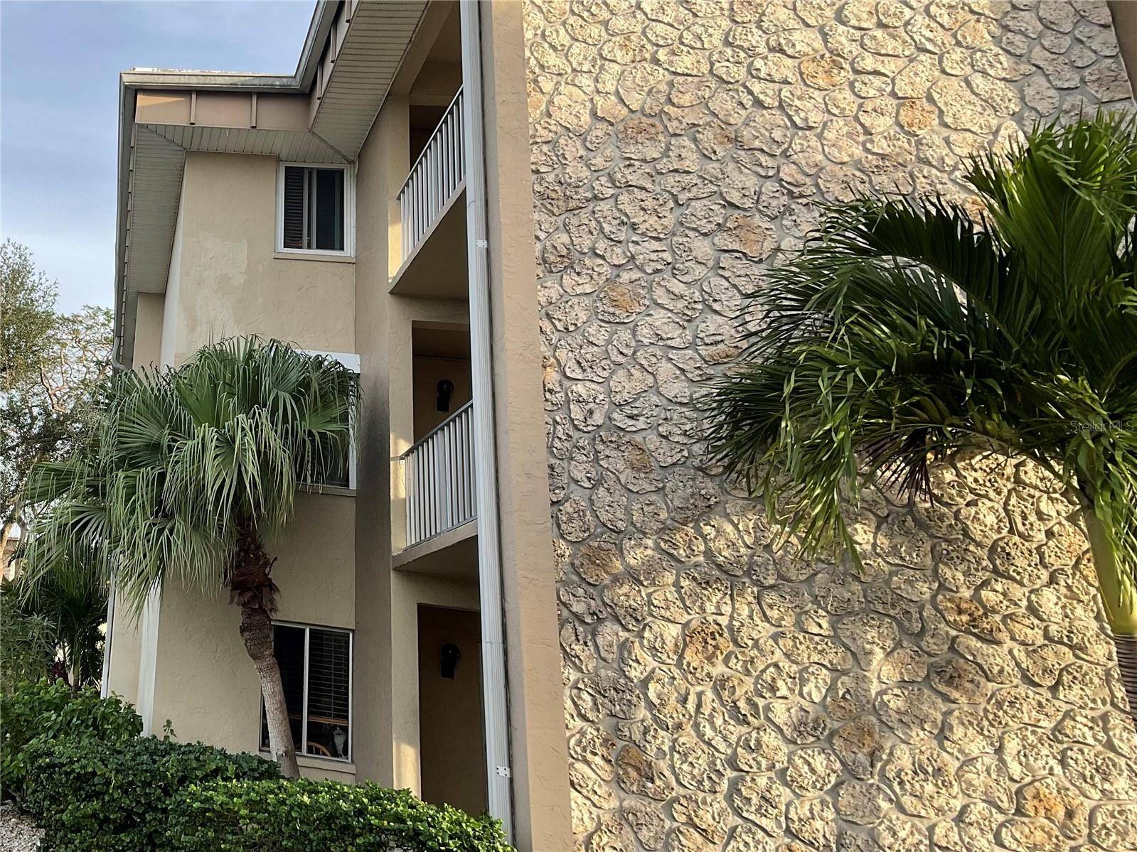 2244 WINKLER AVE #301, Fort Myers, FL 33901
