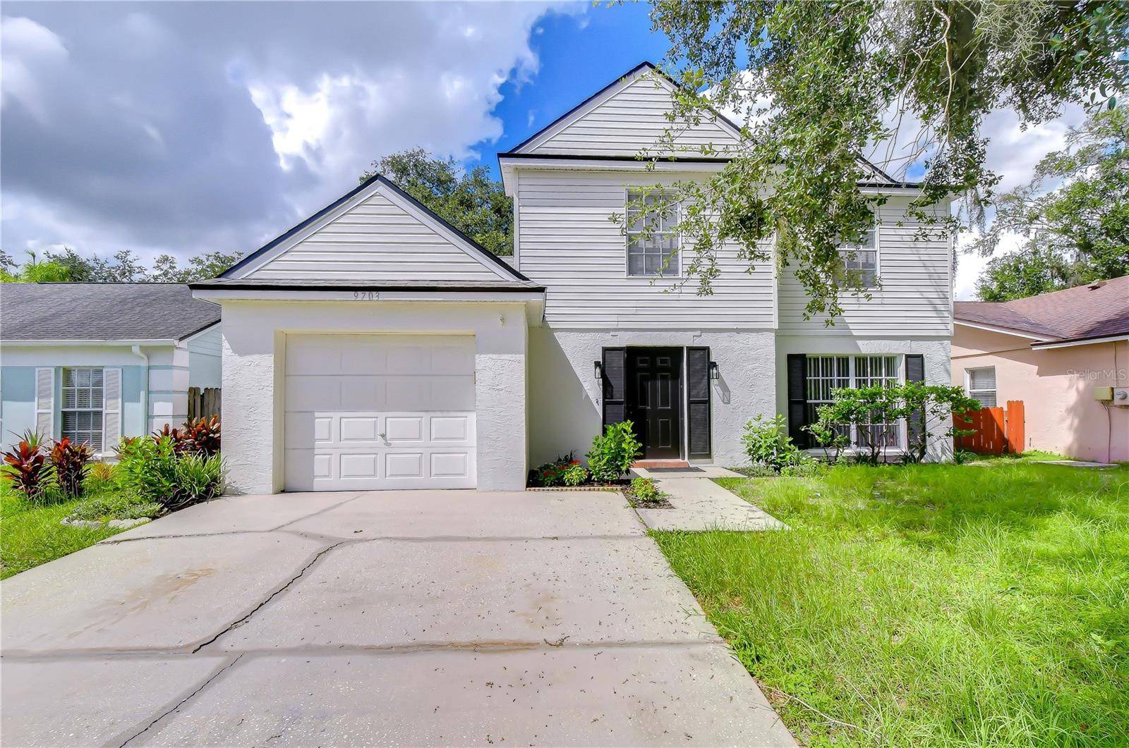 9703 FOX HOLLOW RD, Tampa, FL 33647