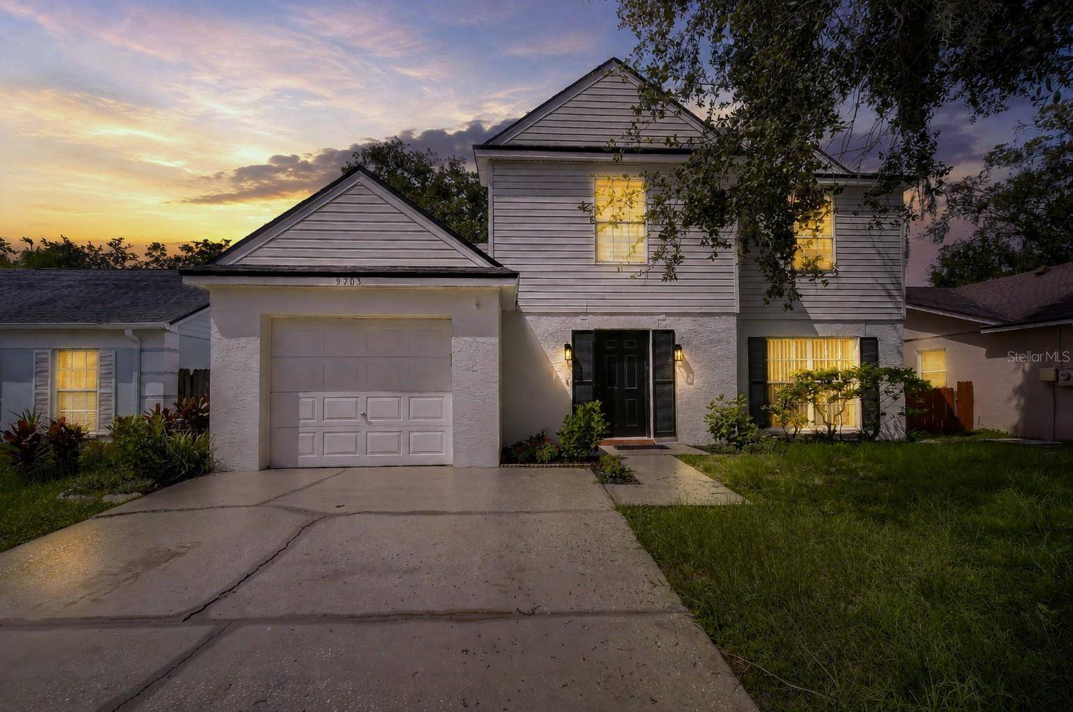 9703 FOX HOLLOW RD, Tampa, FL 33647