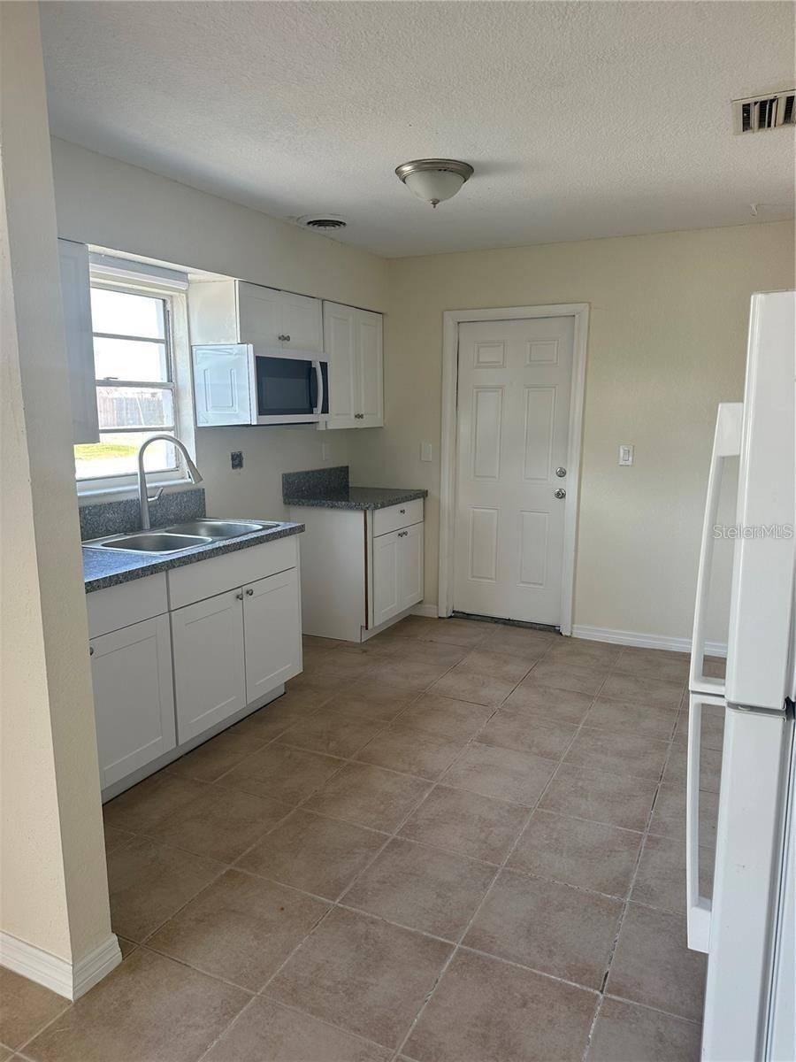 6712 S JUANITA ST #A, Tampa, FL 33616