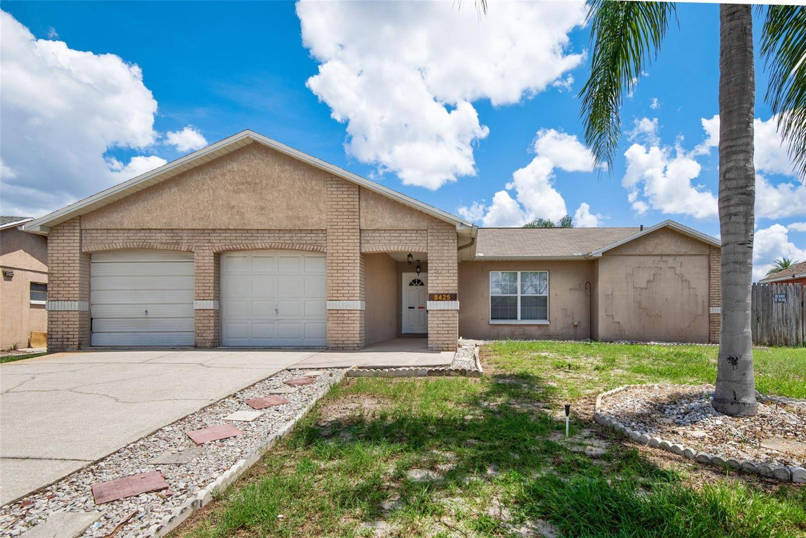 8425 CORNEY DR, Port Richey, FL 34668