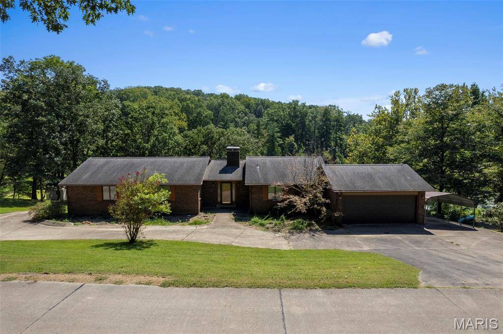 2764 Tanglewood DR, Cape Girardeau, MO 63701