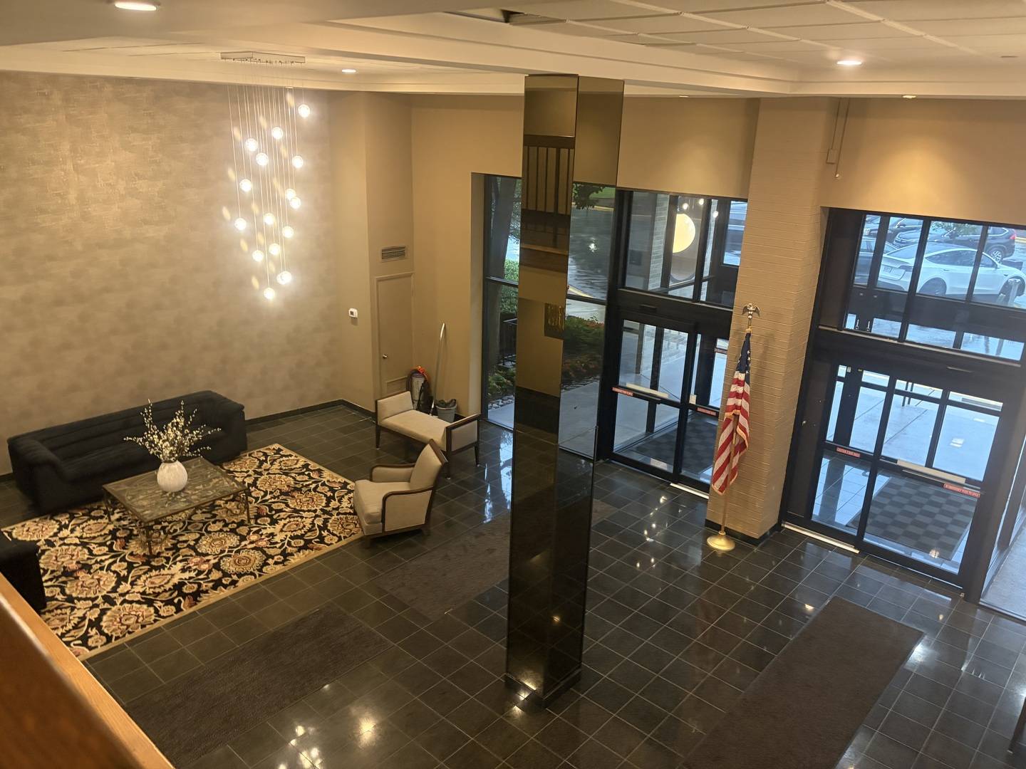 6340 Americana DR #620, Willowbrook, IL 60527