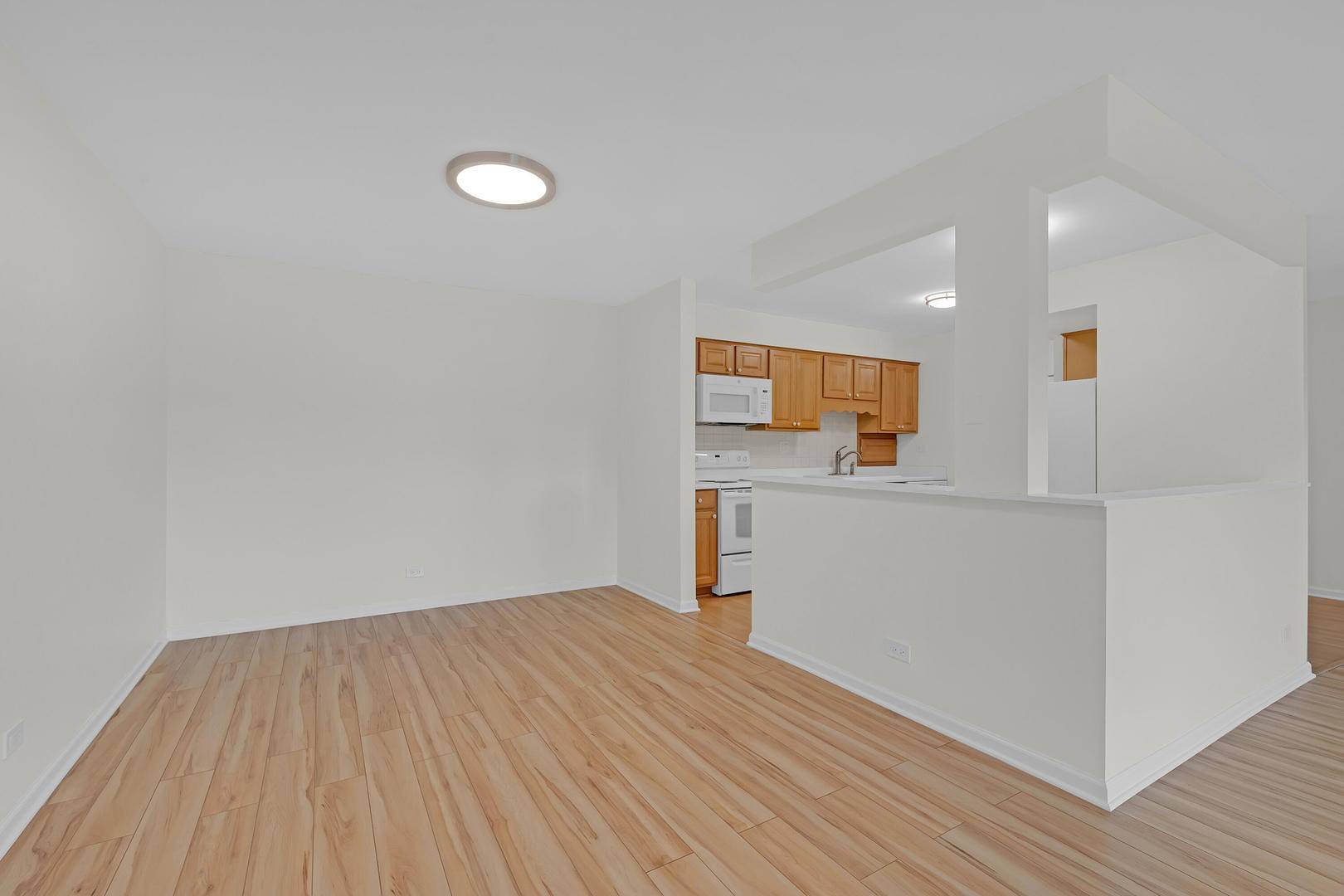 1415 E Central RD #305A, Arlington Heights, IL 60005