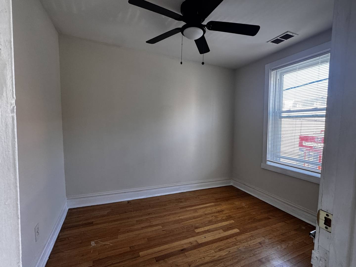 2540 N Halsted ST #1, Chicago, IL 60614