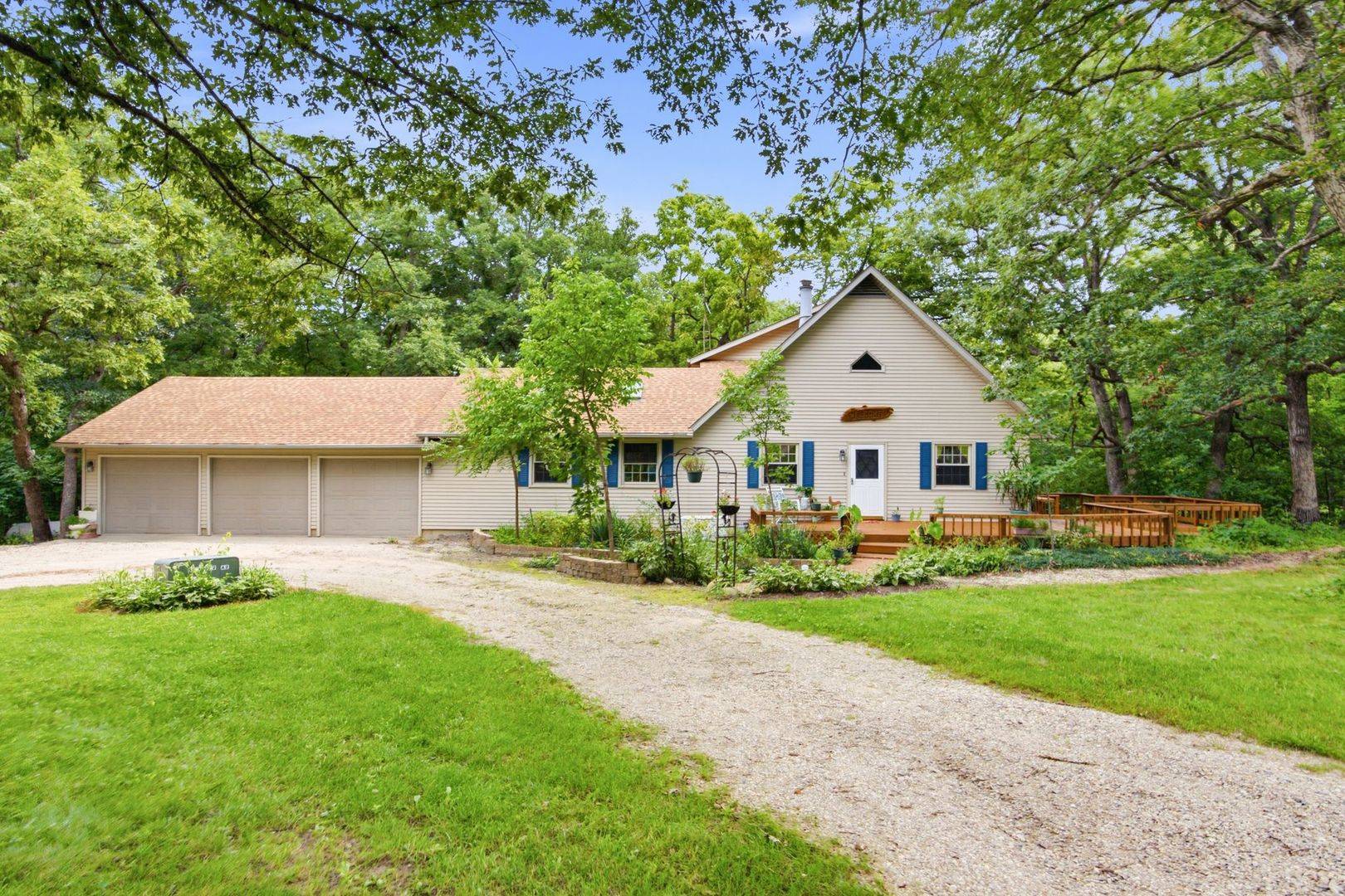 2351 E 28th RD, Marseilles, IL 61341
