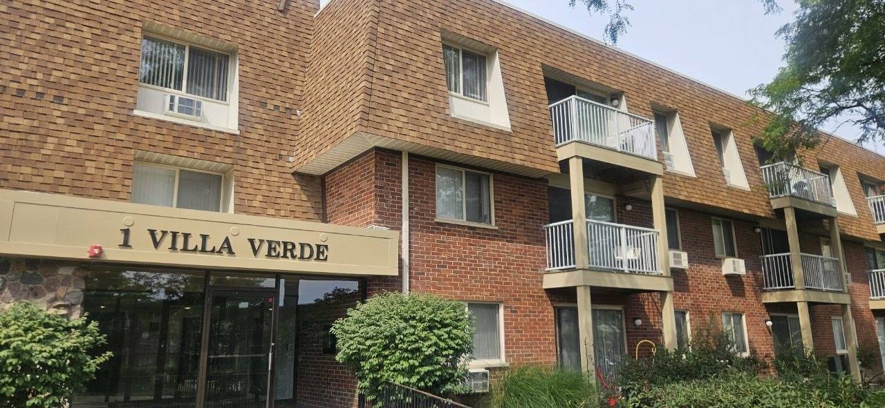 1 Villa Verde DR #210, Buffalo Grove, IL 60089