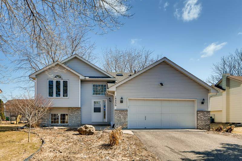 14430 Exley LN, Apple Valley, MN 55124