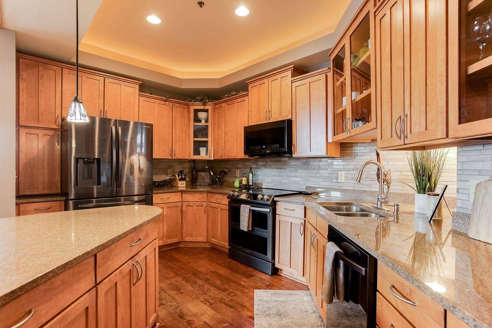 25 Lake ST N #201, Forest Lake, MN 55025