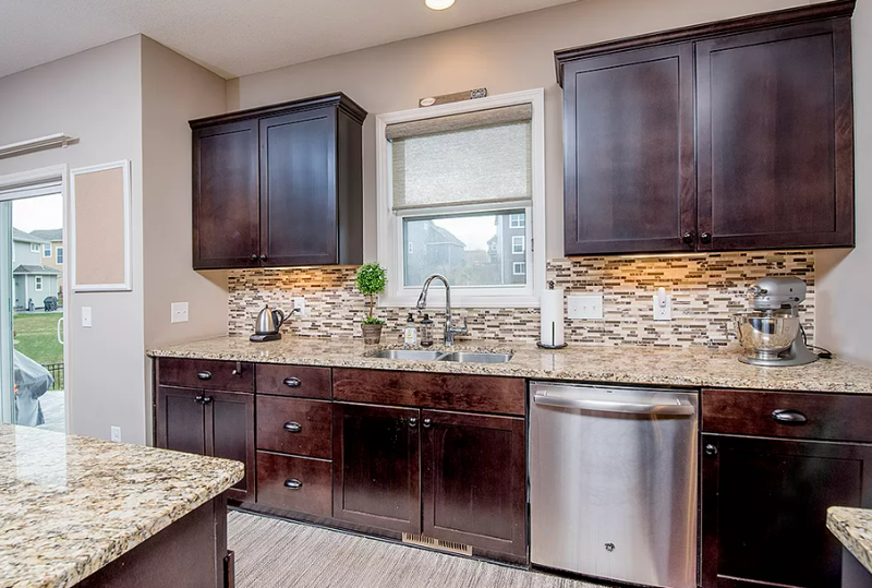 3408 Ridgestone WAY, Woodbury, MN 55129