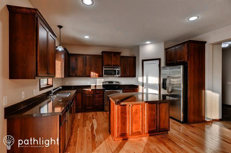 19954 Dover CT, Farmington, MN 55024