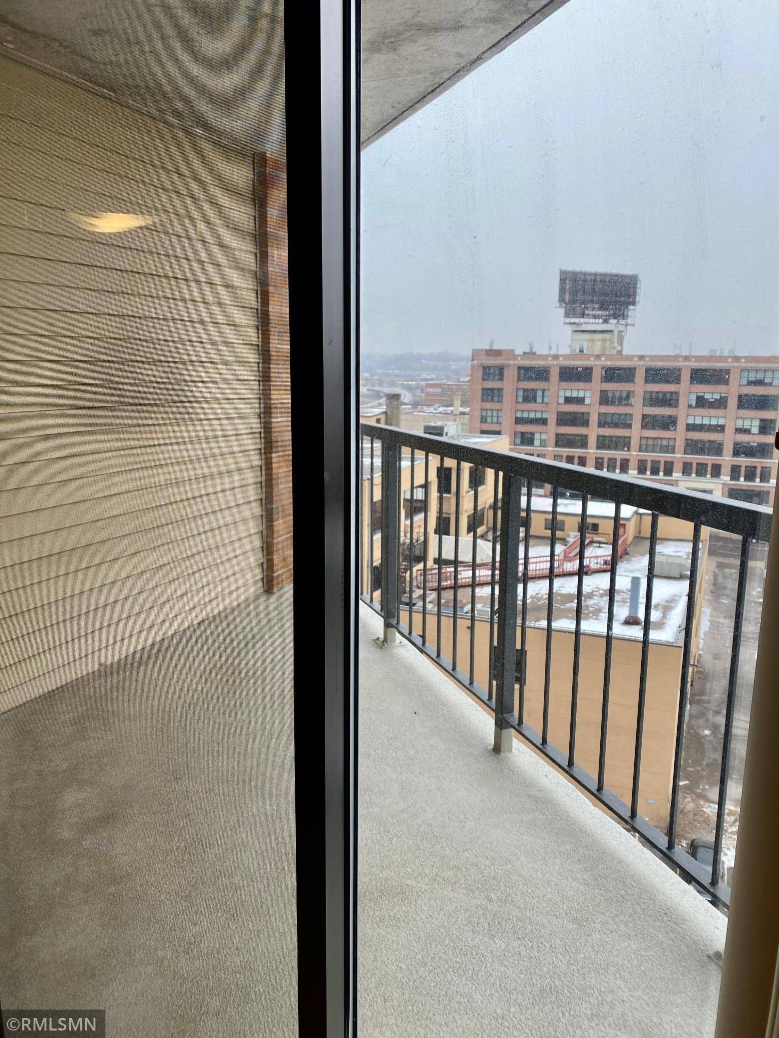 78 10th ST E #1001, Saint Paul, MN 55101