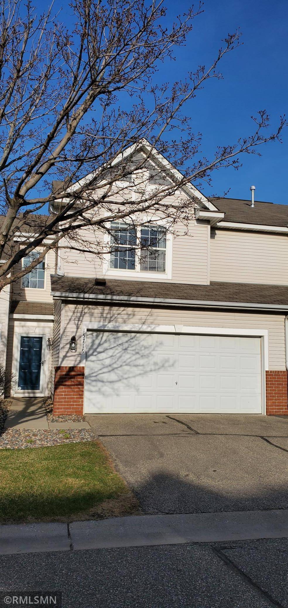 15719 France WAY #1313, Apple Valley, MN 55124