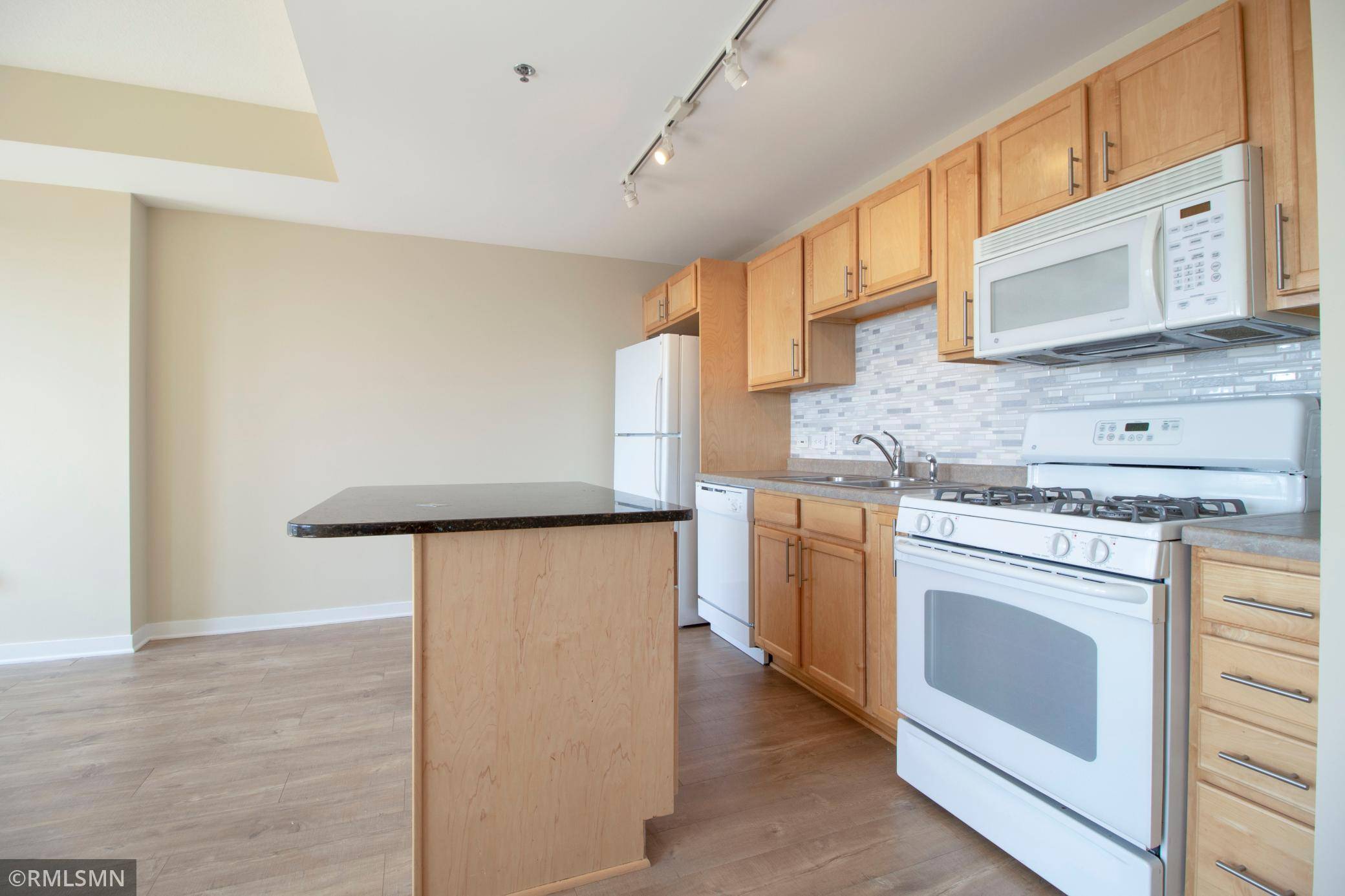 929 Portland AVE #709, Minneapolis, MN 55404