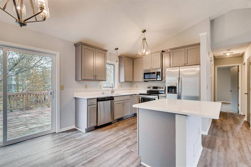 8906 Saint Croix RD, Woodbury, MN 55125
