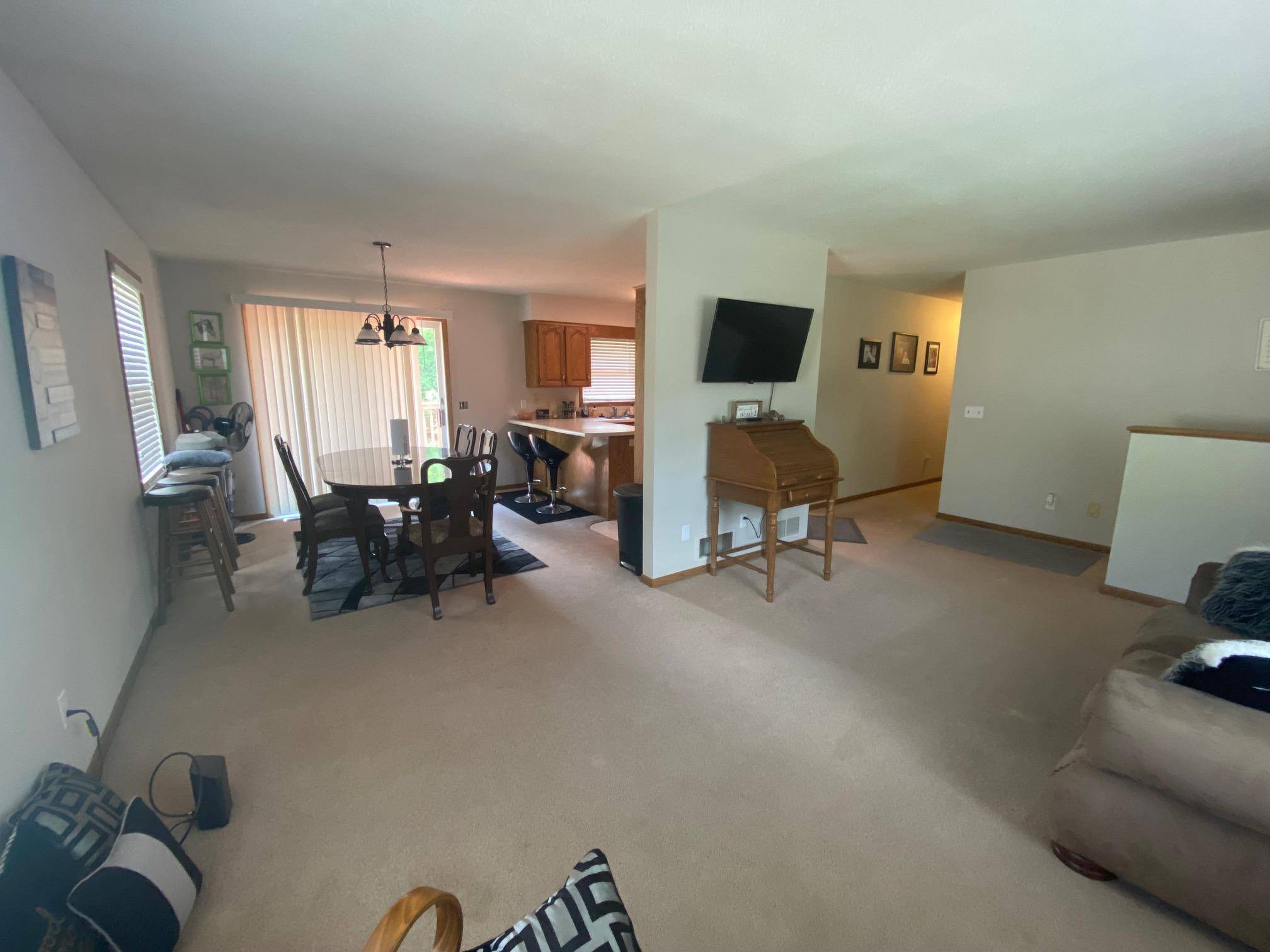 212 Arch ST, Hudson, WI 54016