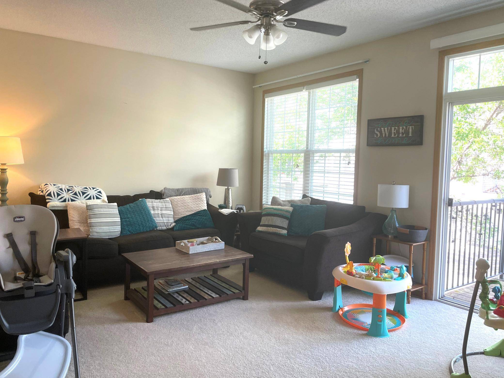 804 Village Pkwy, Circle Pines, MN 55014