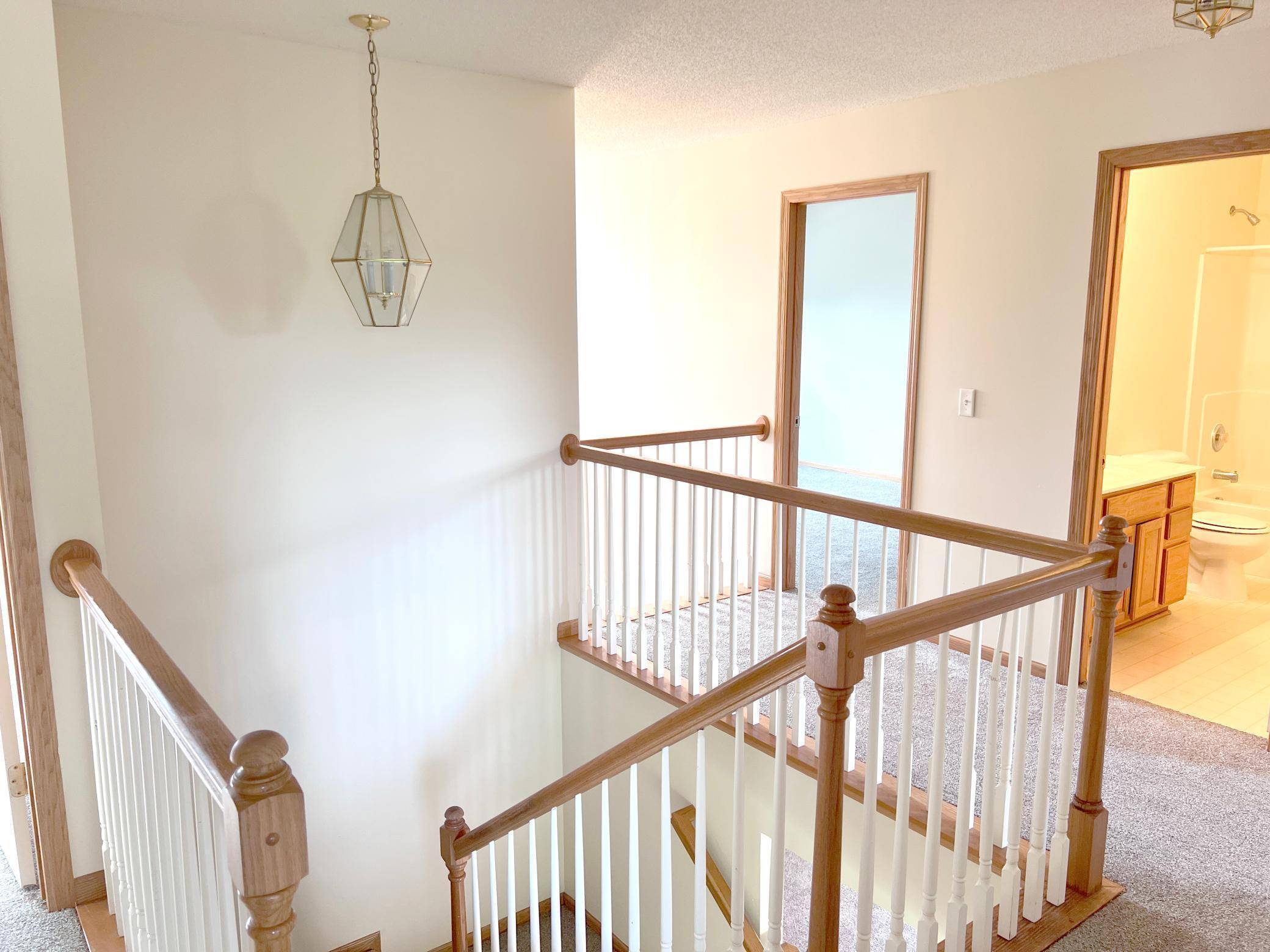 252 Pine Hollow DR, Circle Pines, MN 55014