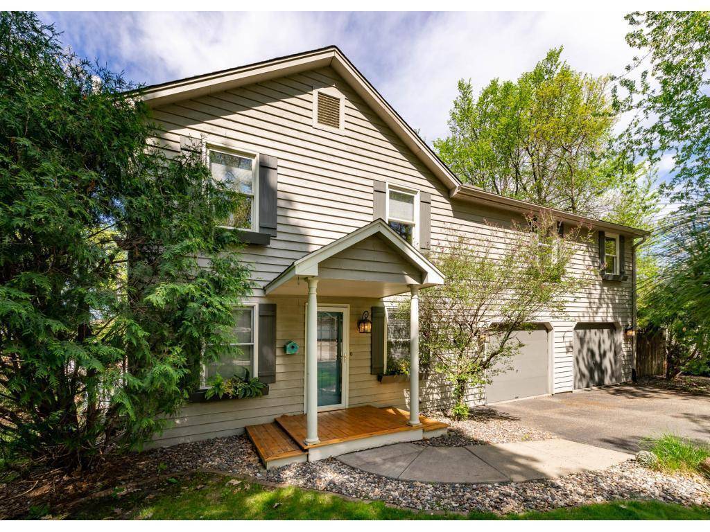 353 Wise AVE S, Wayzata, MN 55391