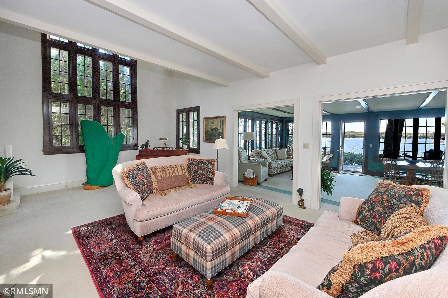 425 Lakeview AVE, Tonka Bay, MN 55331
