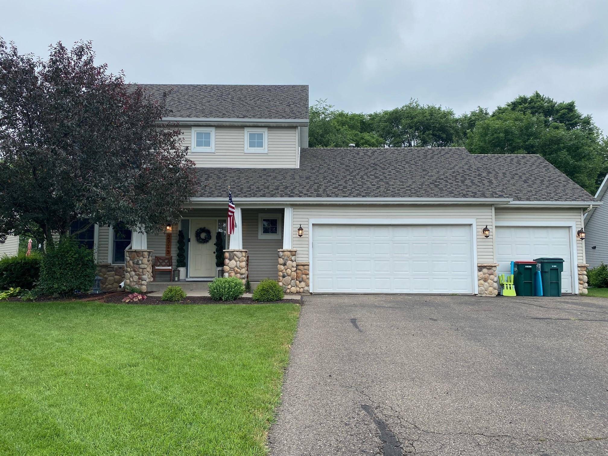 2713 Galway CT, Hudson, WI 54016