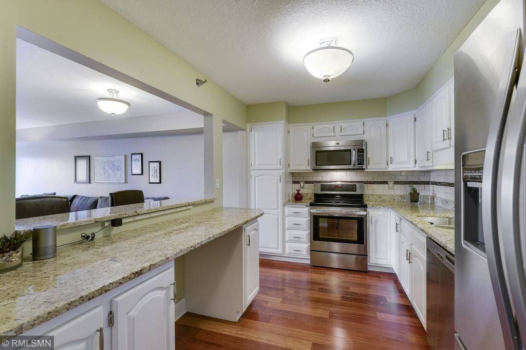 110 Bank ST SE #L1104, Minneapolis, MN 55414