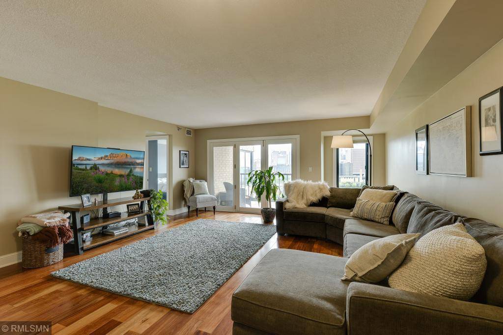 110 Bank ST SE #L1104, Minneapolis, MN 55414