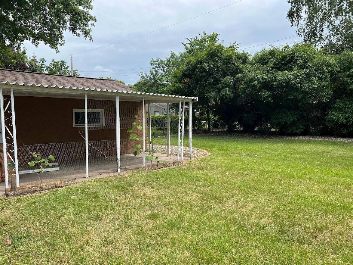 2674 Matilda ST, Roseville, MN 55113