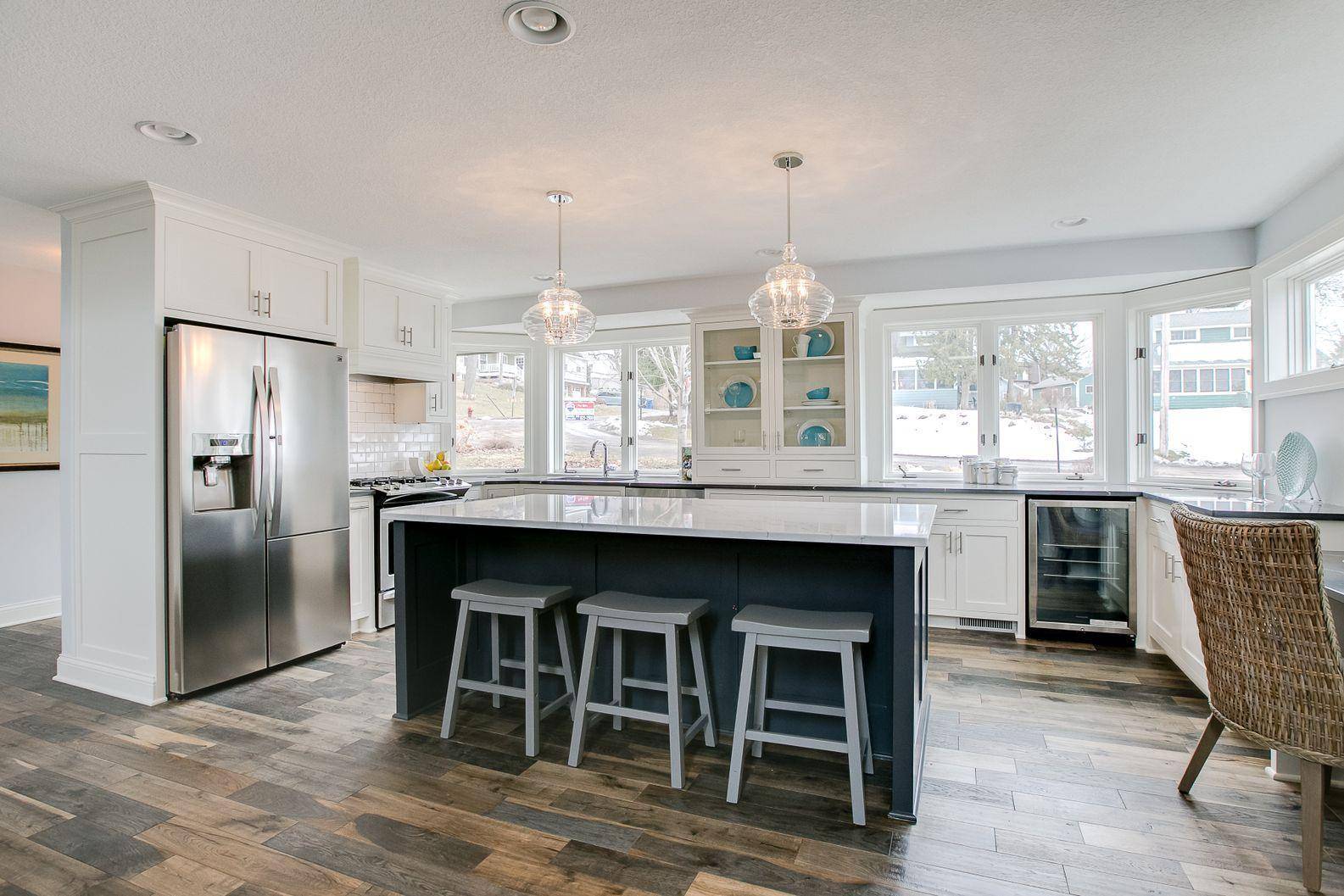 400 Lafayette AVE, Excelsior, MN 55331