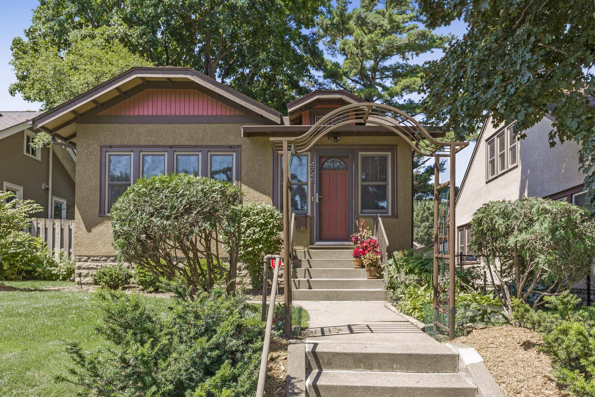 4748 Bloomington AVE, Minneapolis, MN 55407