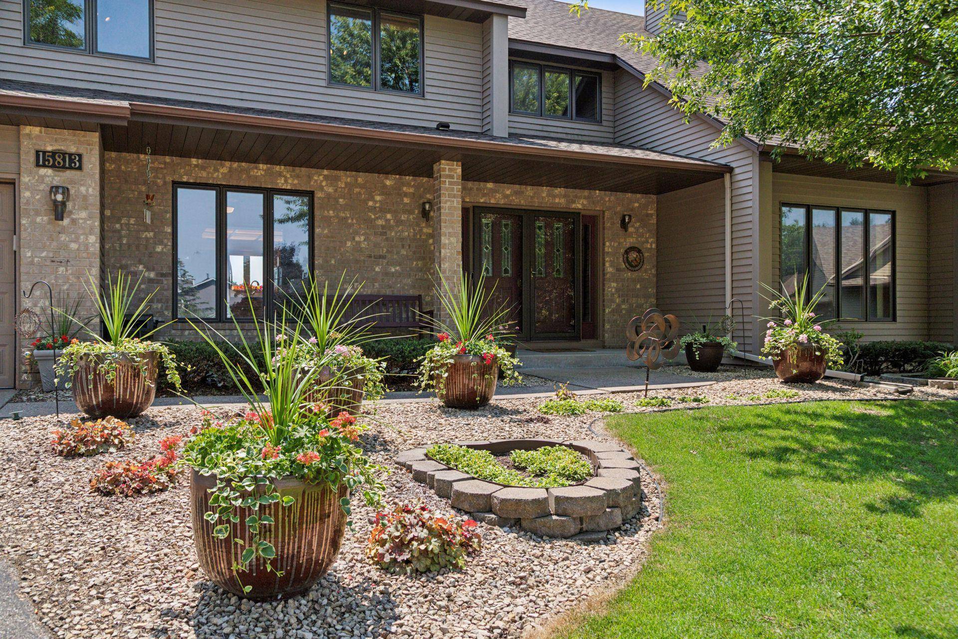 15813 Highview DR, Apple Valley, MN 55124