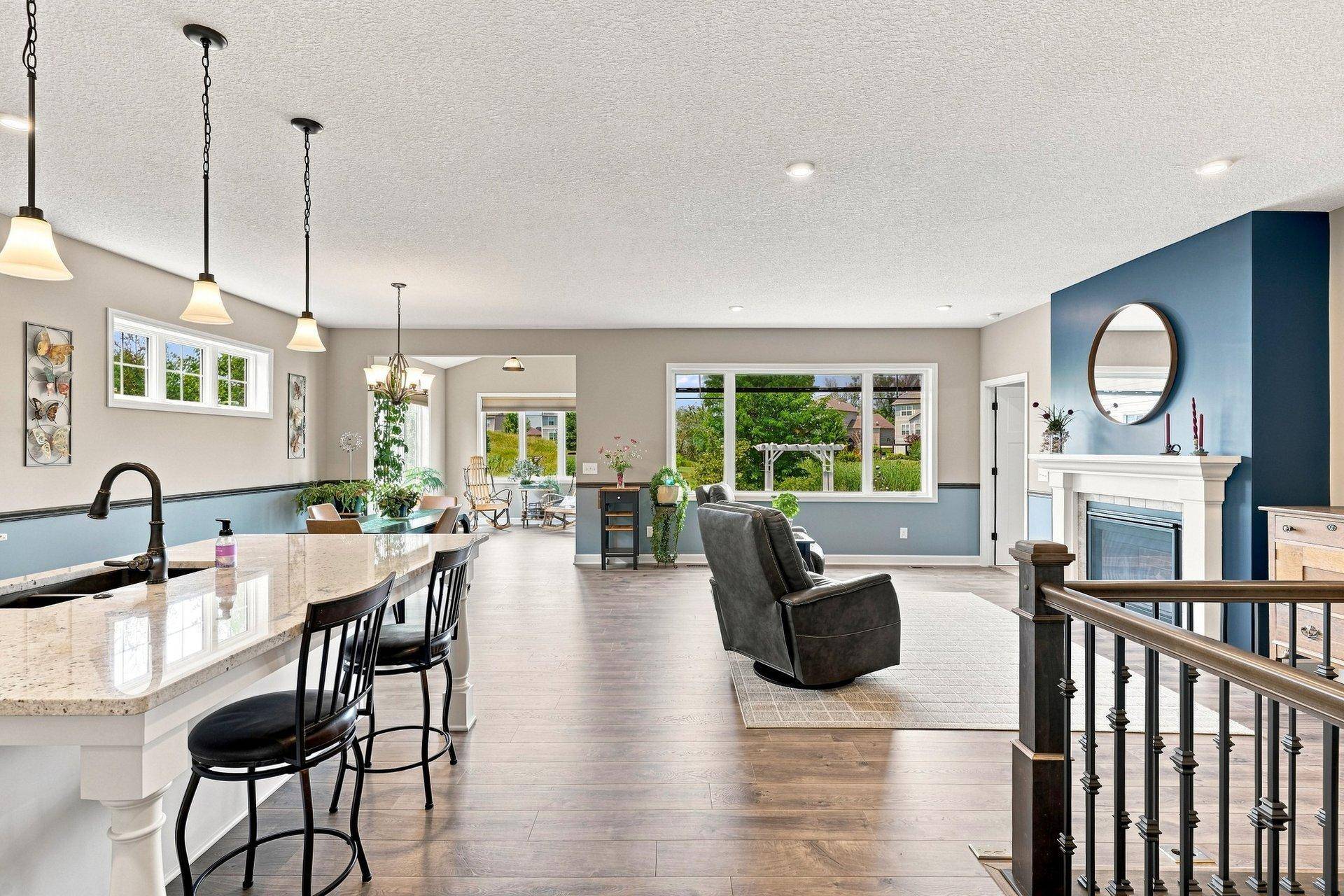 2209 Naples AVE, Cologne, MN 55322