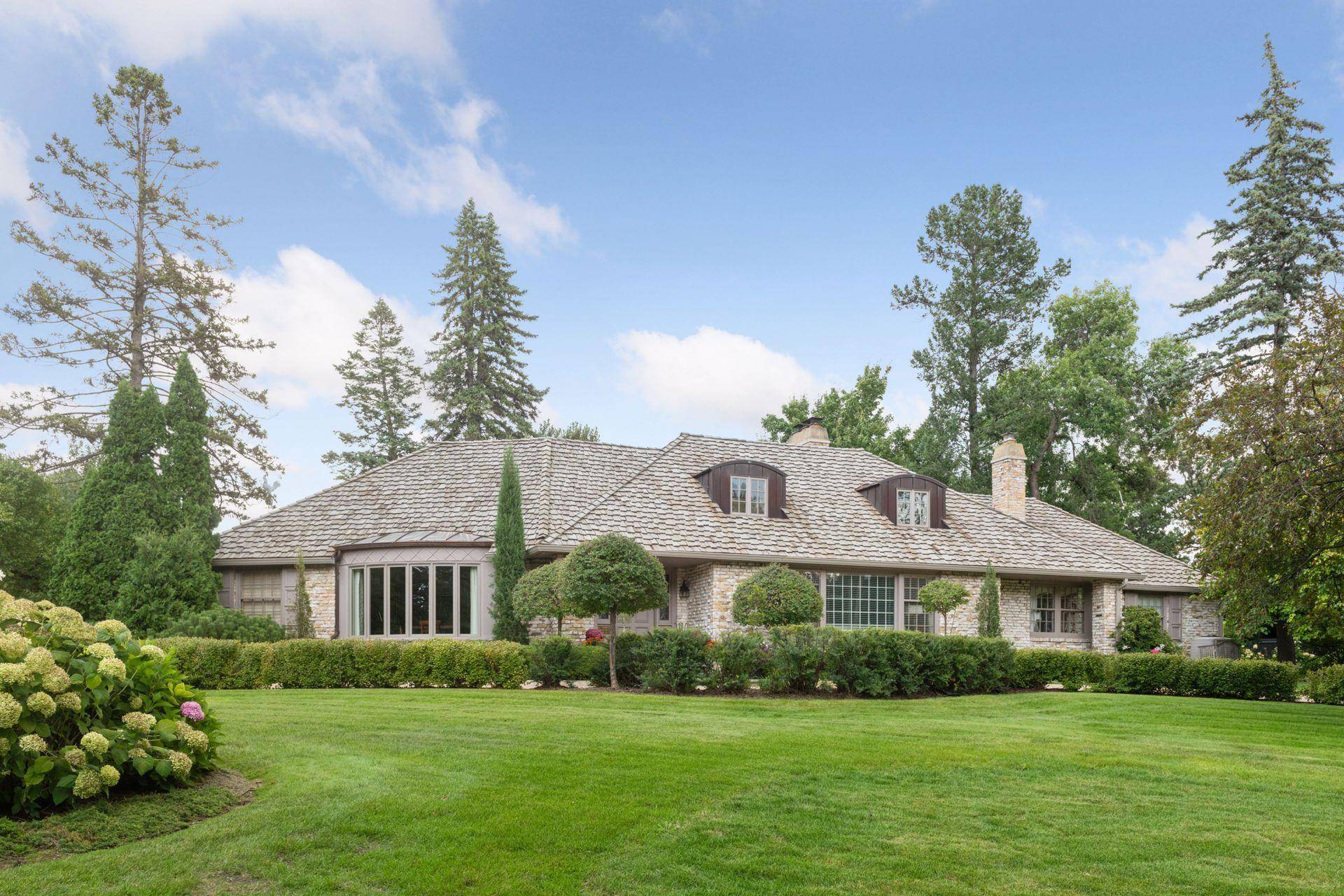 2501 France AVE S, Saint Louis Park, MN 55416