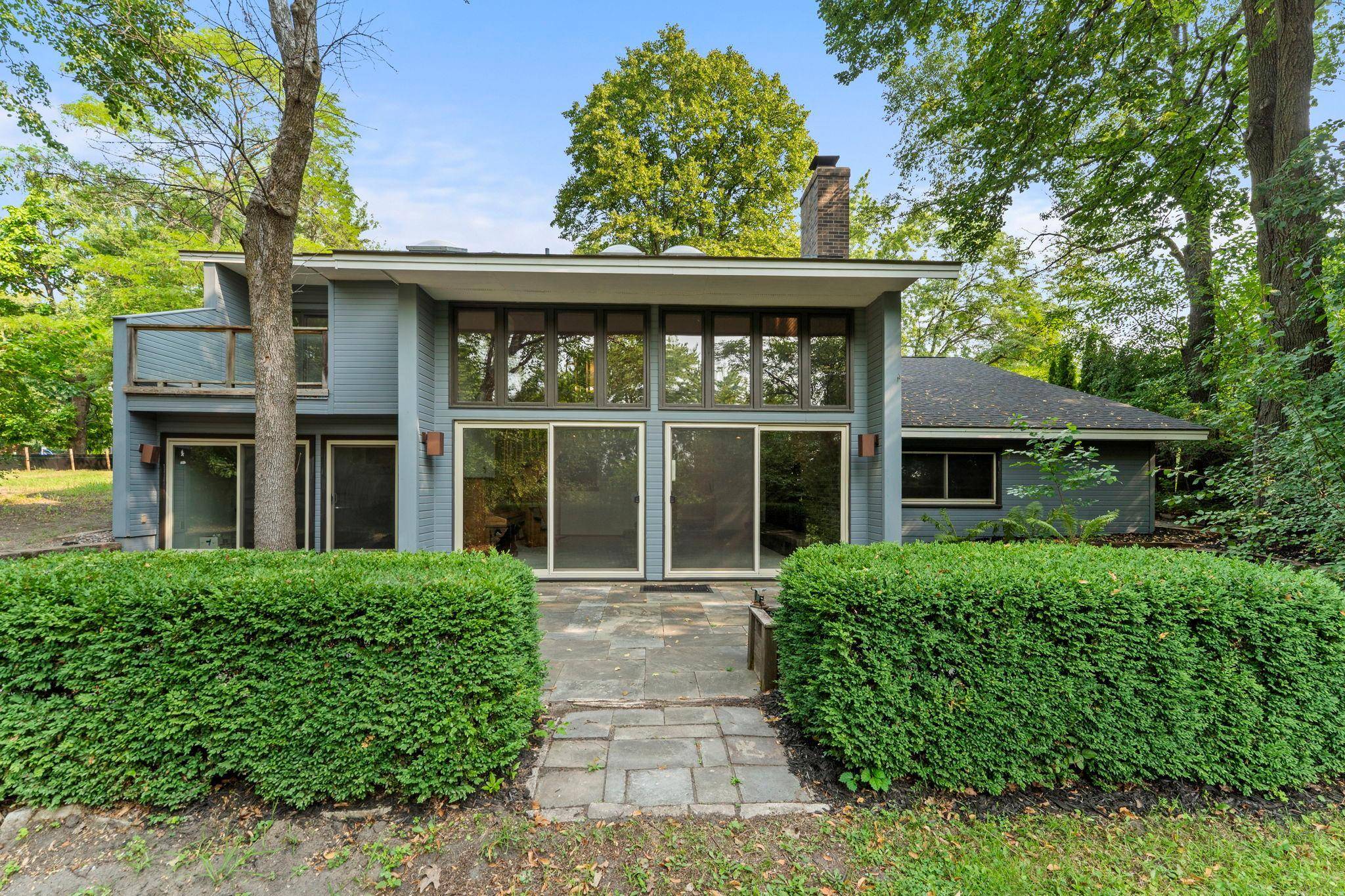 16101 Hilltop RD, Eden Prairie, MN 55347