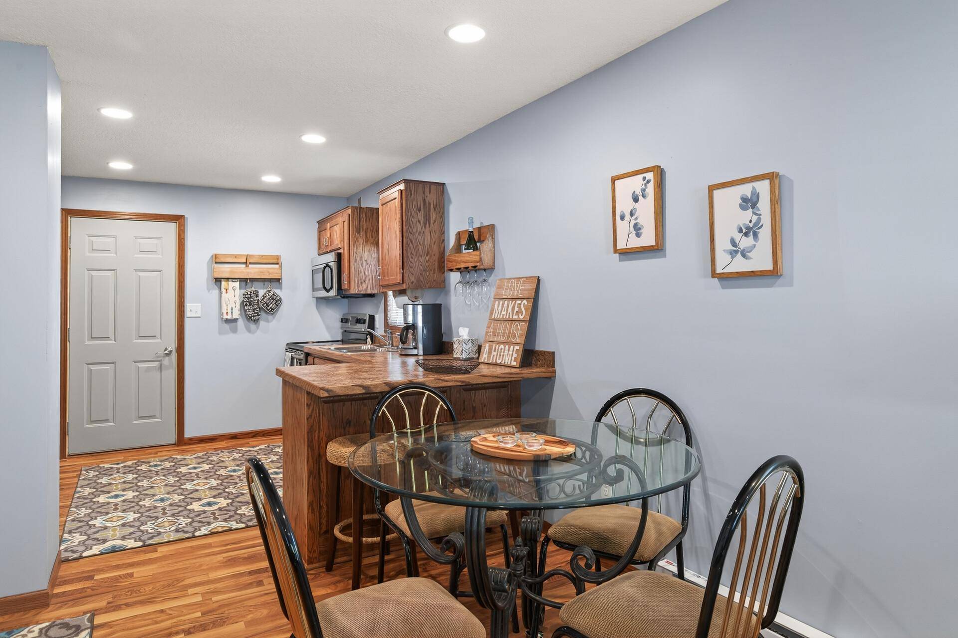 1800 Hawk TRL, Buffalo, MN 55313