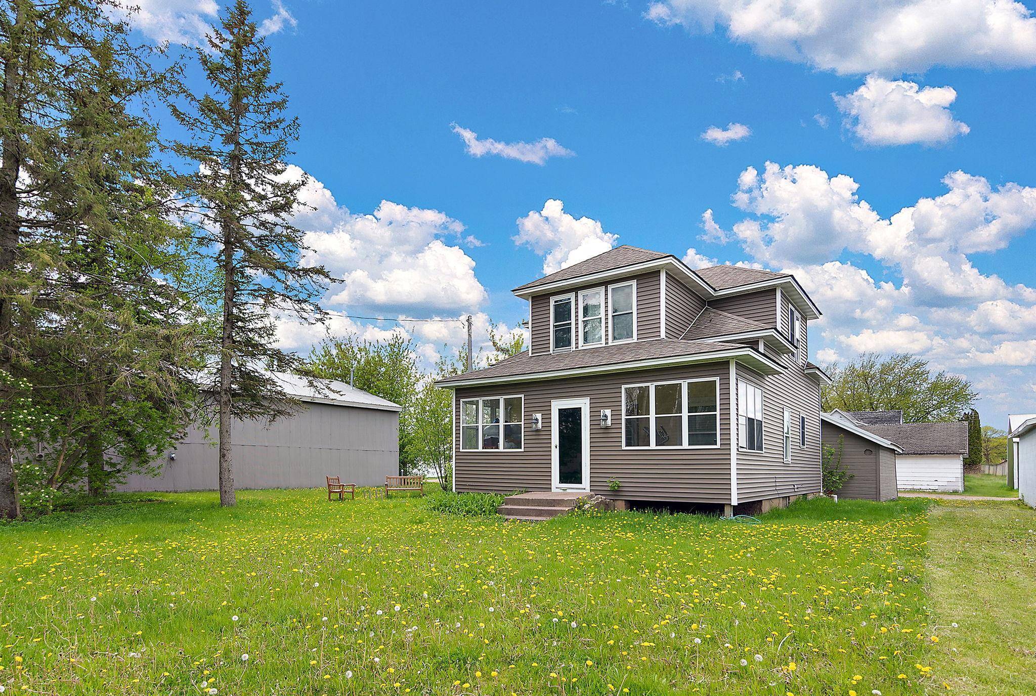 465 4th AVE S, Isle, MN 56342