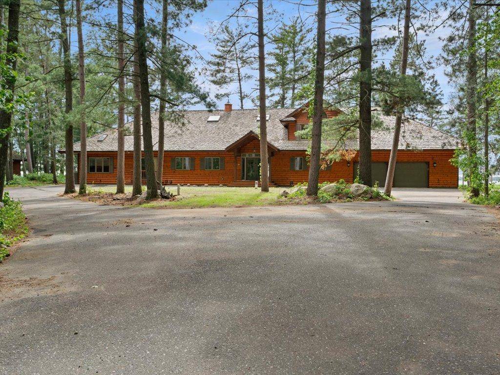 8597 Sunset SHRS, Pine River, MN 56474