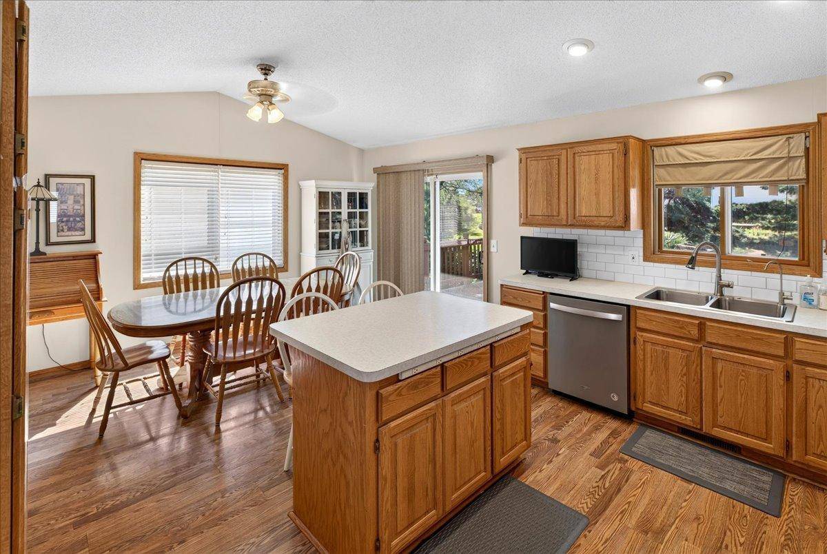 6050 145th LN NW, Ramsey, MN 55303