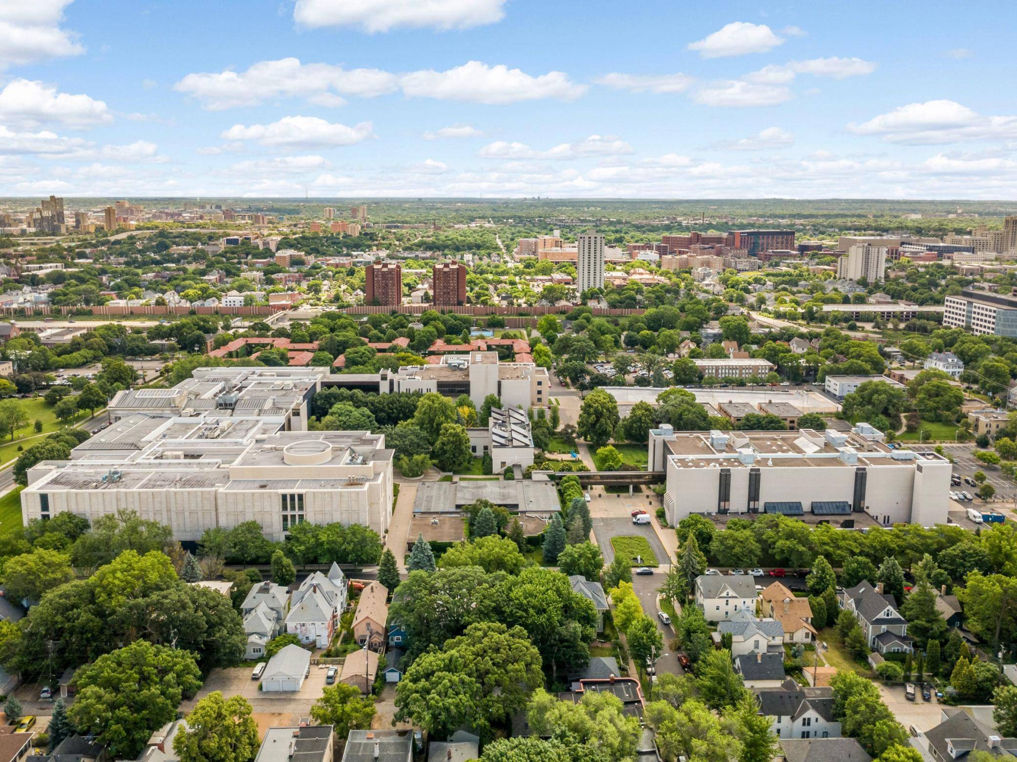 2440 Stevens AVE #2, Minneapolis, MN 55404