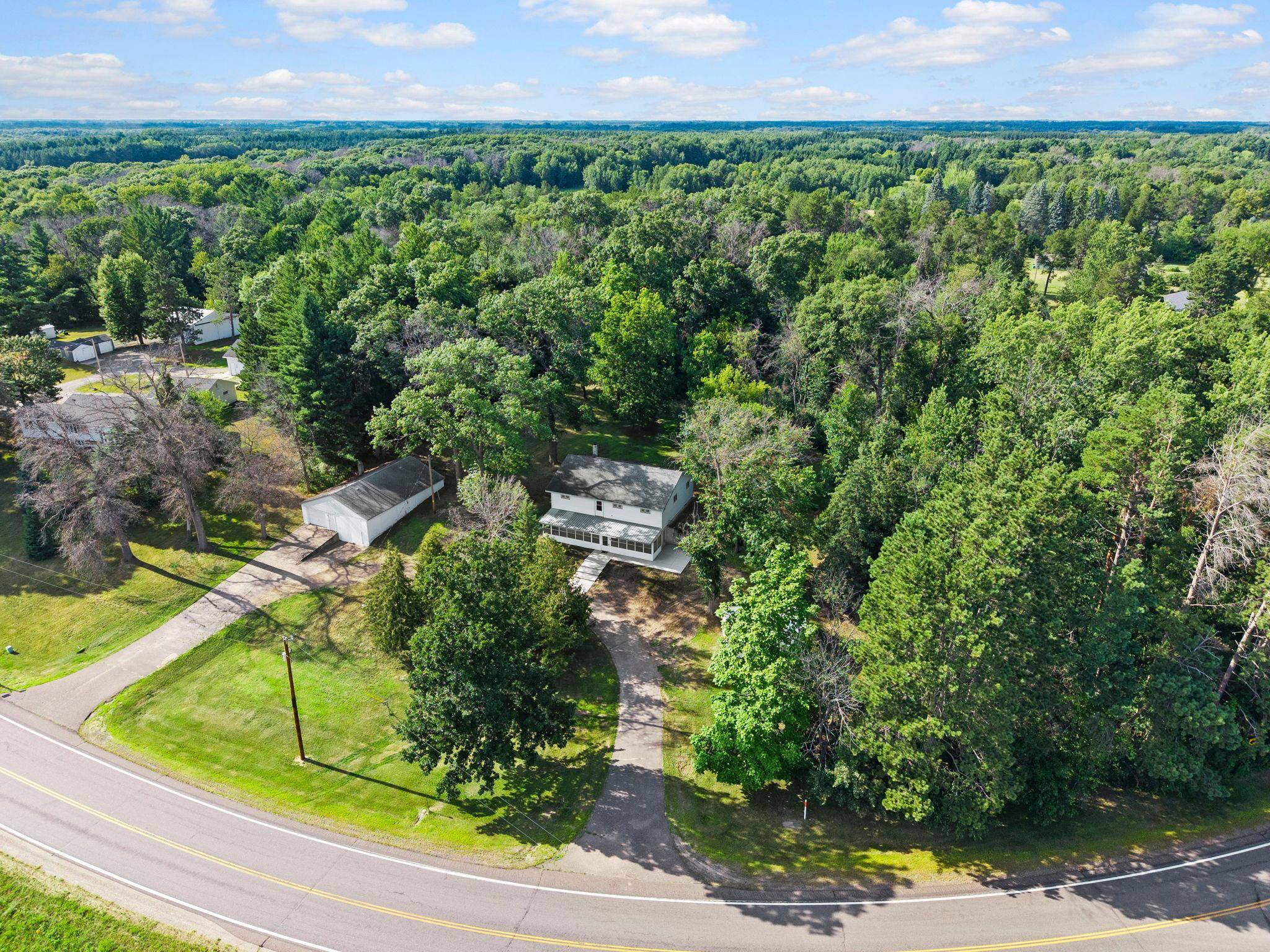 3063 325th AVE NW, Cambridge, MN 55008