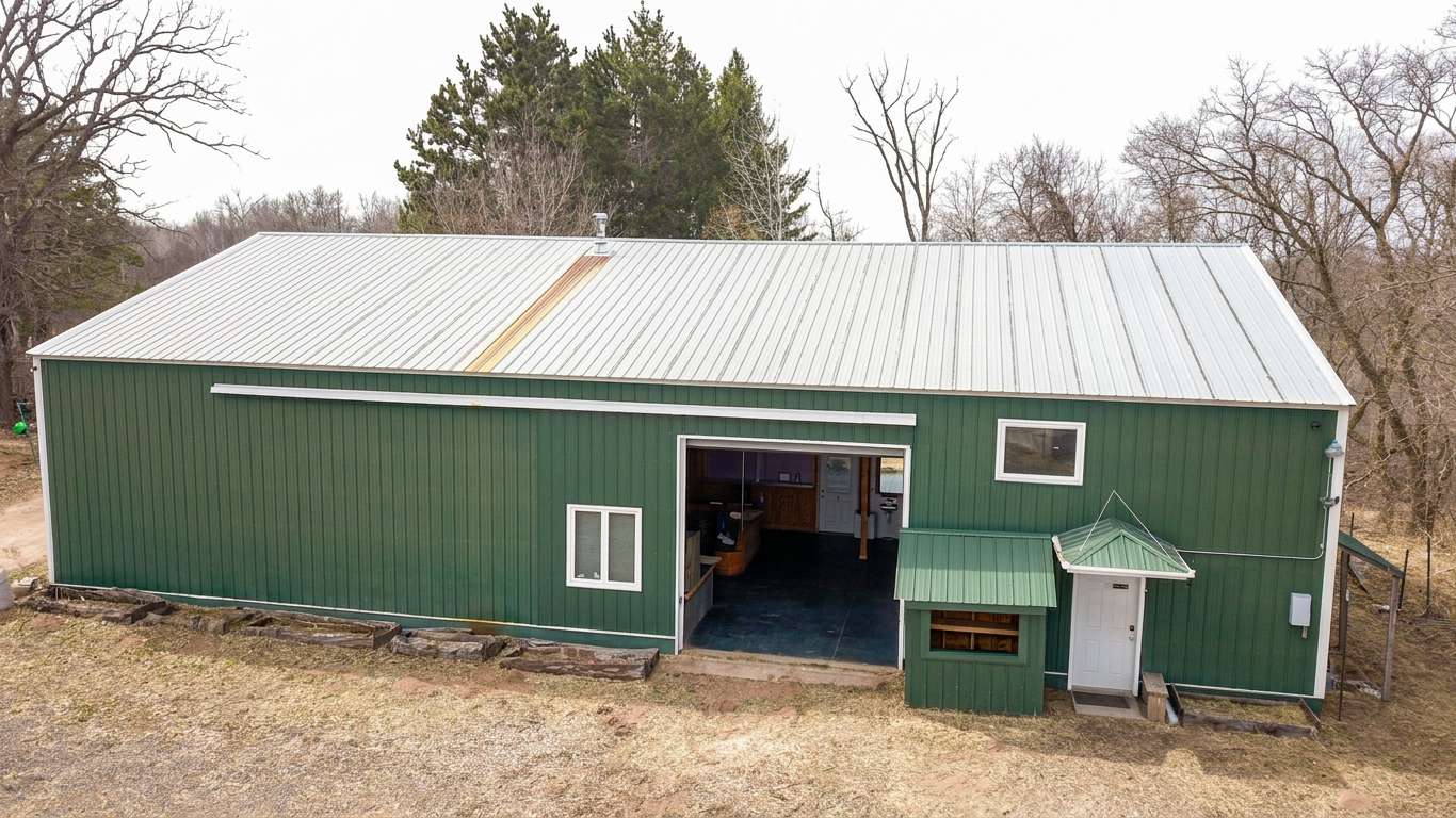 39529 Trulson RD, North Branch, MN 55056