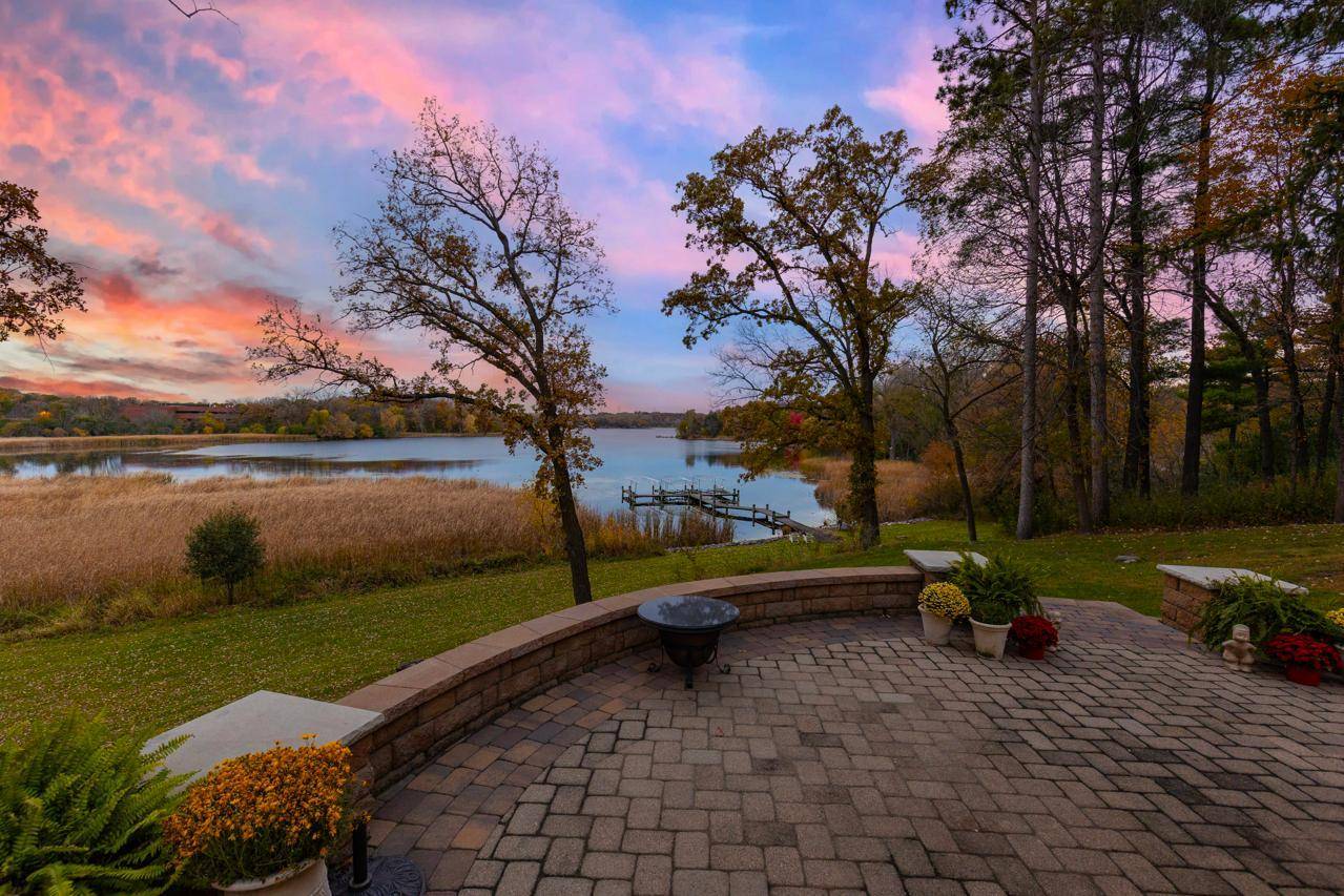 11228 Willowood AVE, Eden Prairie, MN 55344