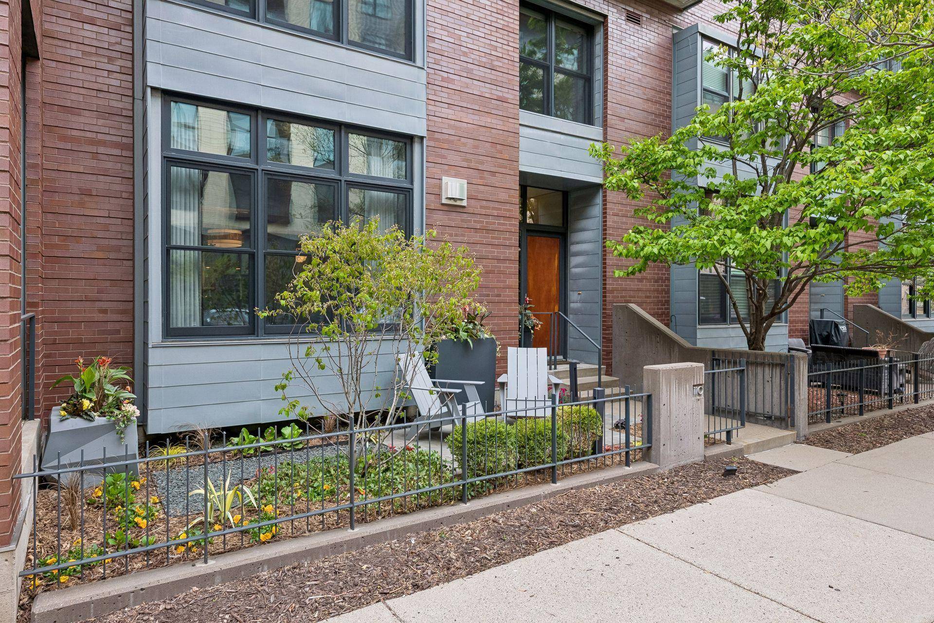 200 Park AVE #110, Minneapolis, MN 55415