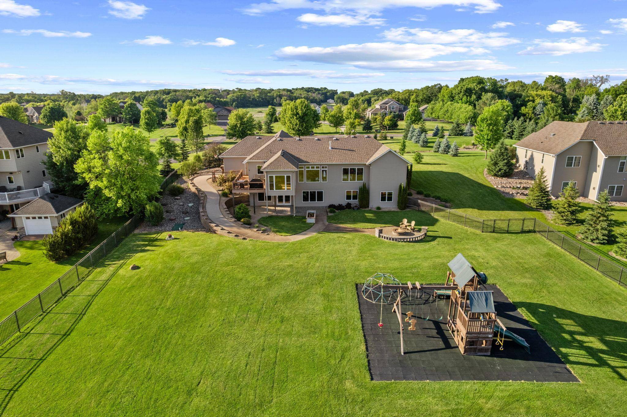 23555 Saddle Ridge DR, Rogers, MN 55374