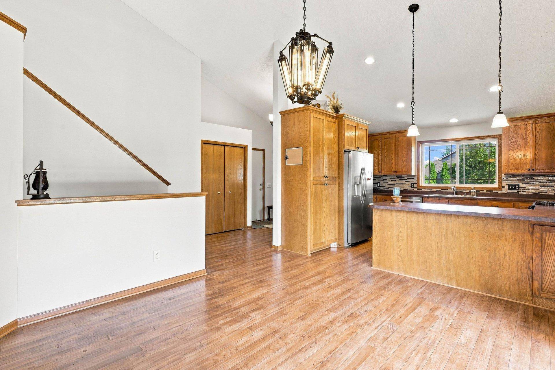 9195 Prairie ST, Elko New Market, MN 55020