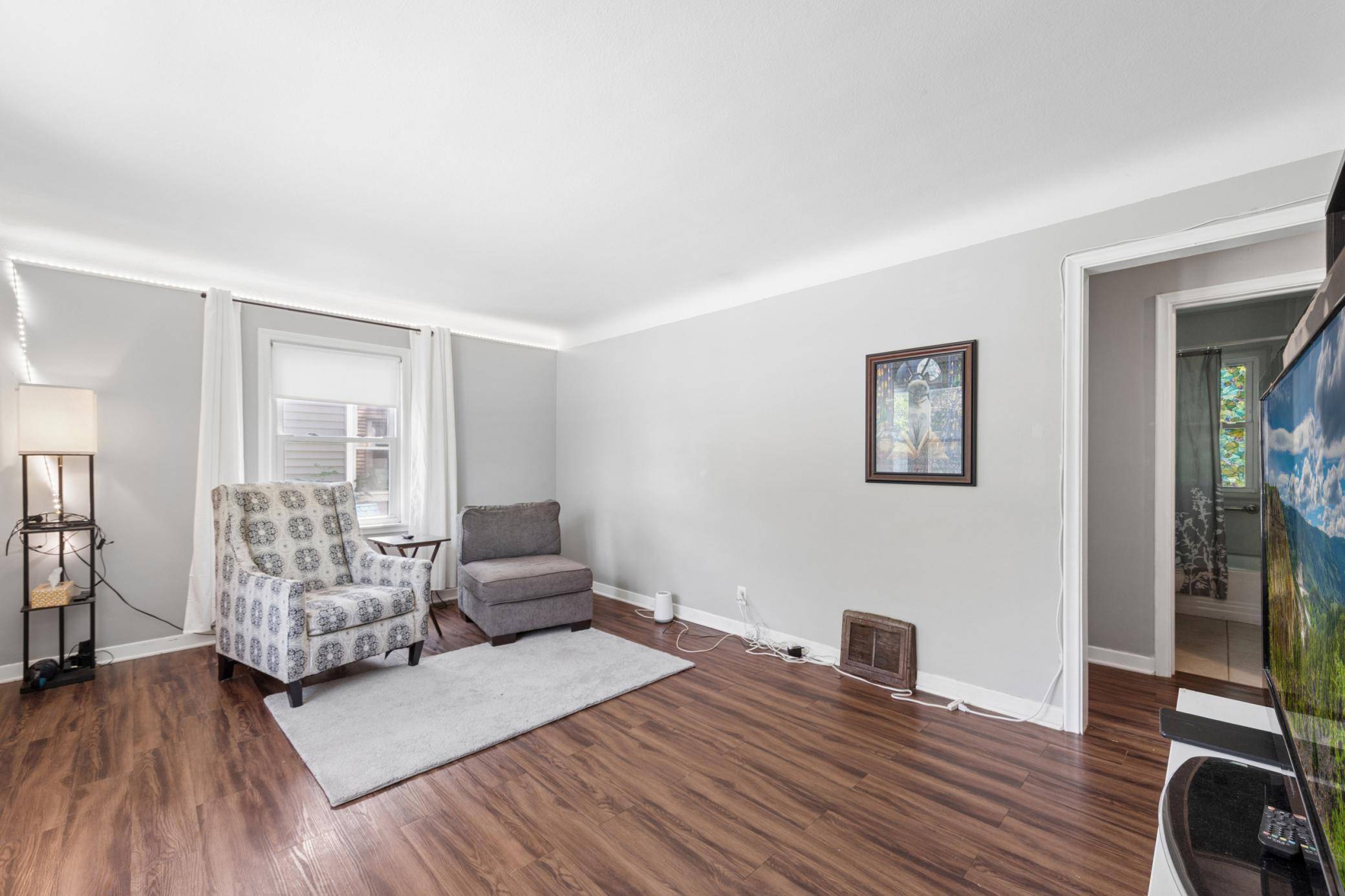 402 Jefferson AVE S, Edina, MN 55343